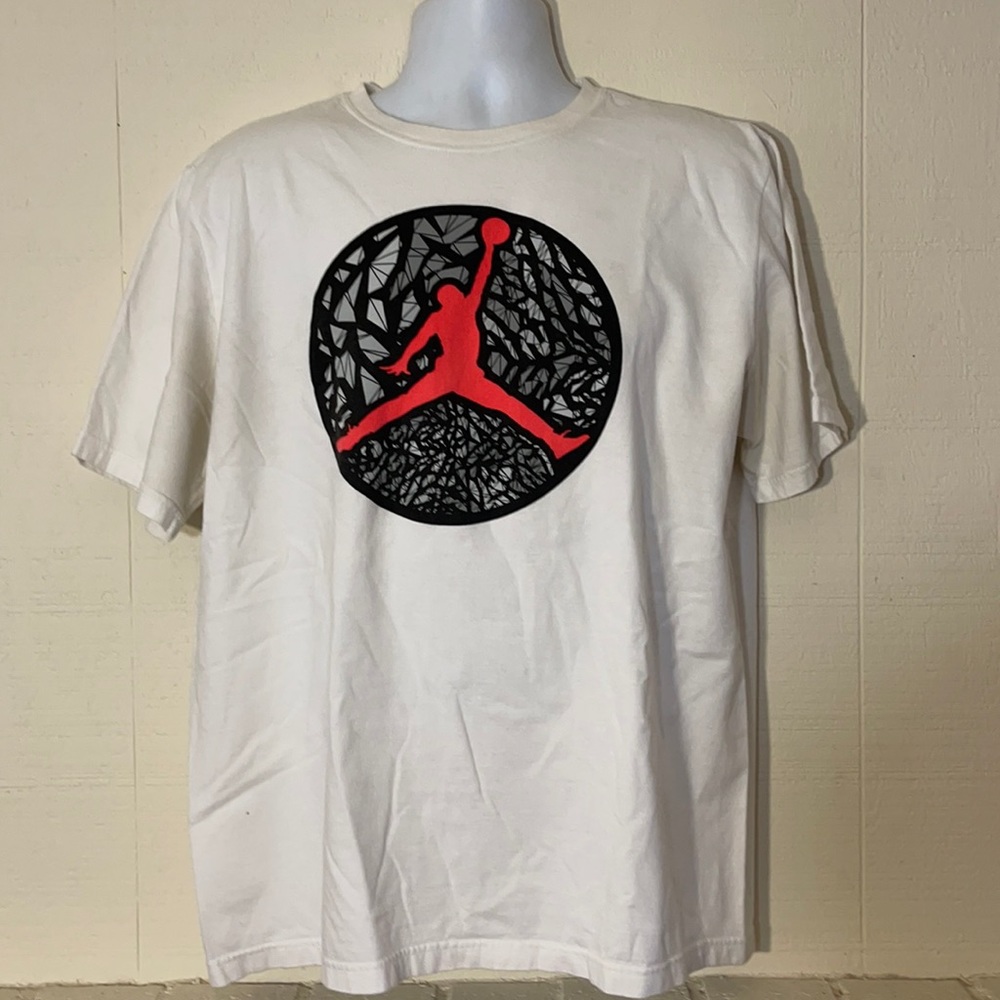 AIR JORDAN T-SHIRT. WHITE EXTRA LARGE.
